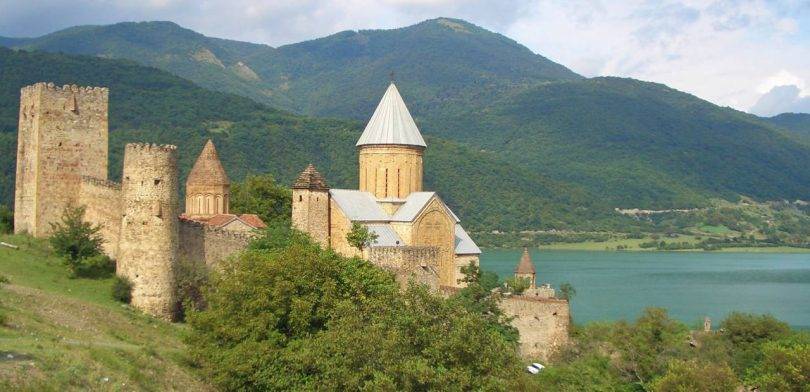 جورجيا هل تحتاج فيزا للسعوديين