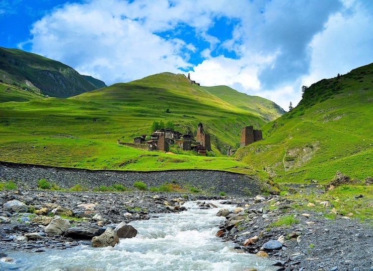 هل السعودي يحتاج فيزا لدخول جورجيا