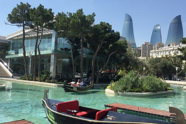الإقامة في أذربيجان