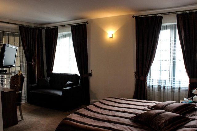 فنادق 4 نجوم في أذربيجان