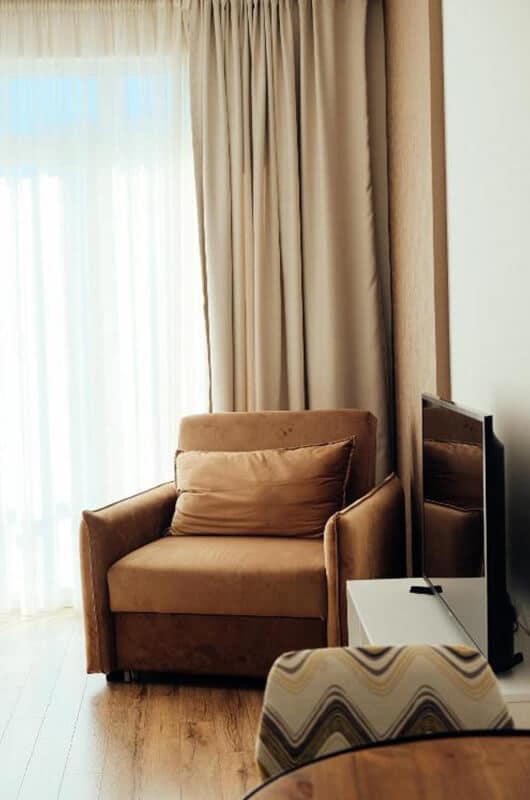 شقق وايت سيل باتومي 7 شقه فندقيه في باتومي جورجيا 4 نجوم وايت سيل تارجت للسياحة 7