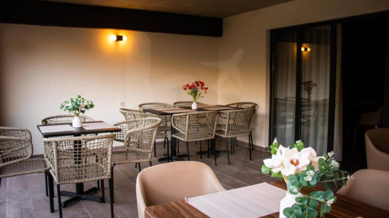 شقه-فندقيه-في-تبليسي-جورجيا-4-نجوم-تي-ام-تارجت-للسياحة (21)