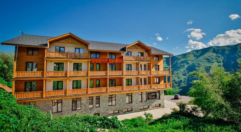 فندق جوداوري ان تارجت للسياحة