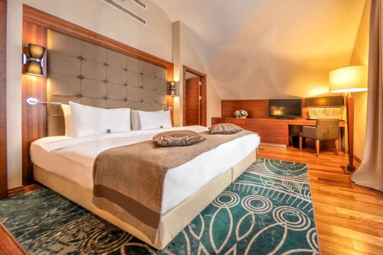 فندق كراون بلازا بورجومي Borjomi خمس نجوم - تارجت للسياحة 12