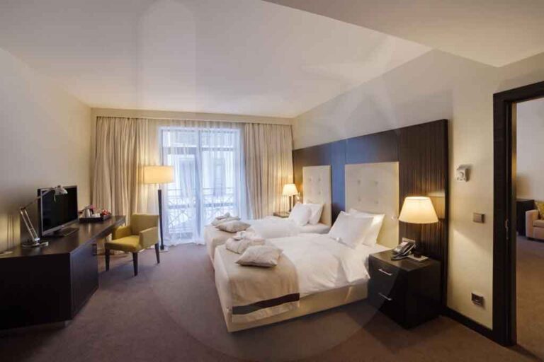 فندق كراون بلازا بورجومي Borjomi خمس نجوم - تارجت للسياحة 21