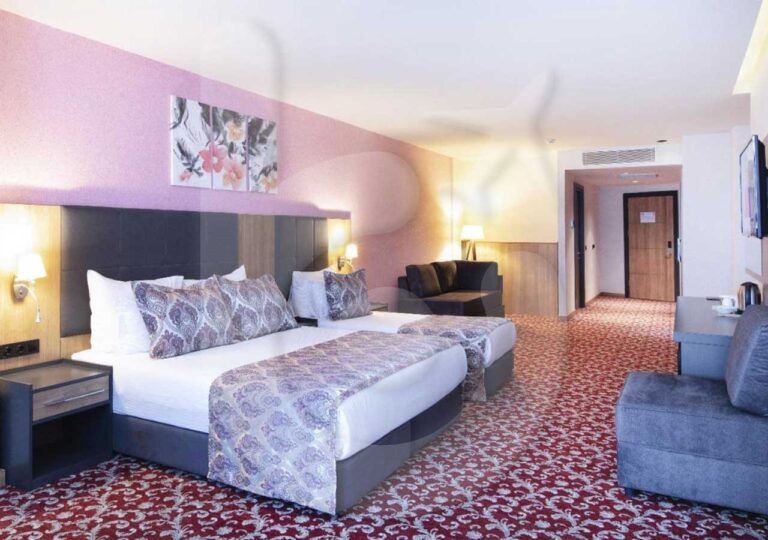 فندق ايفوريا باتومي