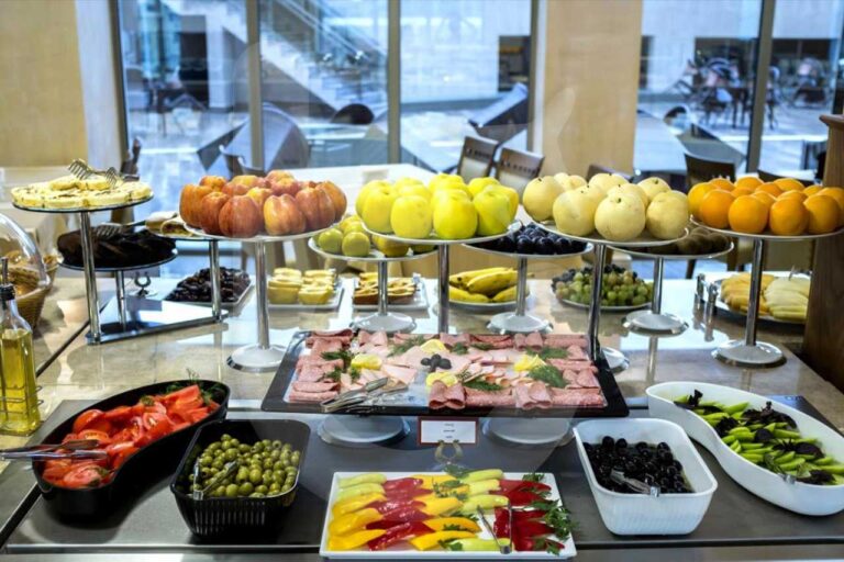 فندق-كولوسيوم-مارينا-باتومي-5-نجوم-(4)