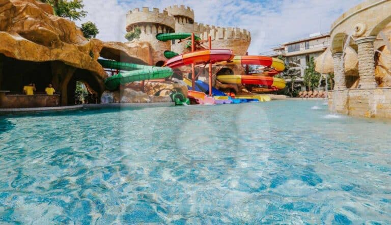 منتجع-اوازيس-دريم-لاند-4-نجوم-باتومي-(2)