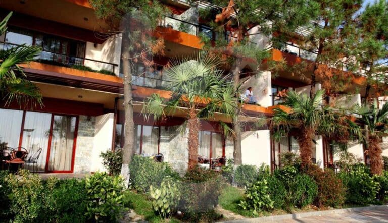 منتجع-اوازيس-دريم-لاند-4-نجوم-باتومي-(6)