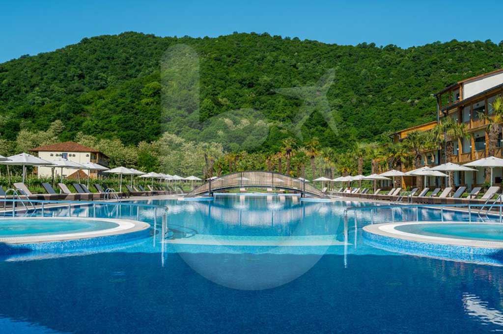 منتجع لوبوتا بحيرة 5 نجوم كاخيتي 21