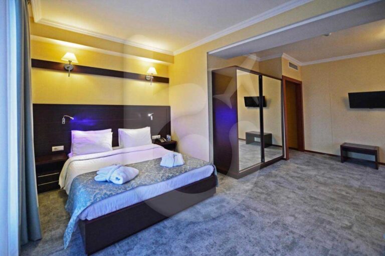 فندق-استوريا-تبليسي-4-نجوم-(5)