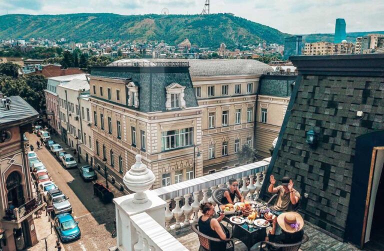 فندق-تريبيكا-تبليسي-4-نجوم-(2)