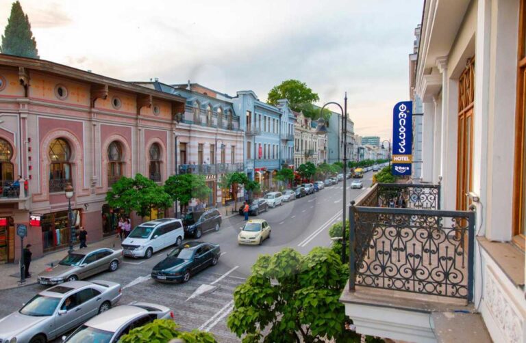 فندق-تريبيكا-تبليسي-4-نجوم-(3)