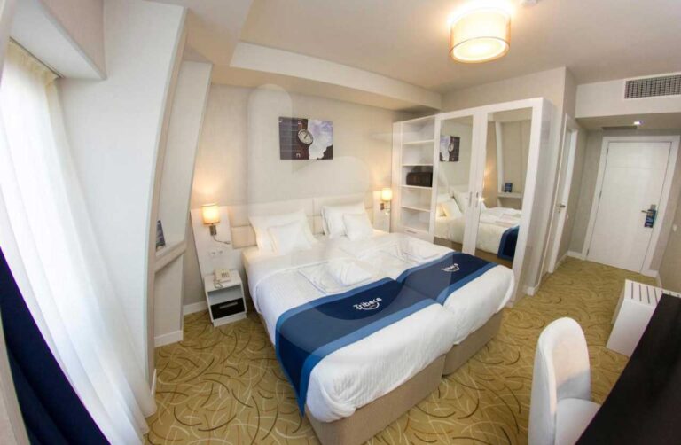 فندق-تريبيكا-تبليسي-4-نجوم-(4)