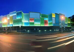 تبلیسی مال تفلیس گرجستان تارگت تراول