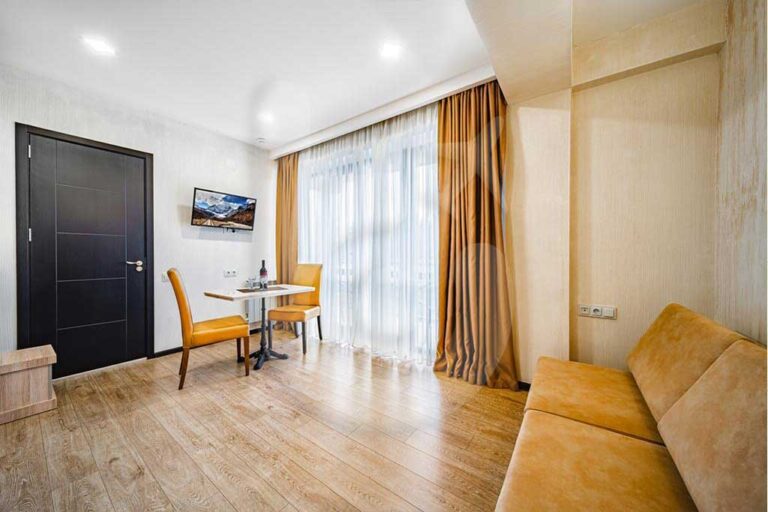 فندق-بي-ام-بلازا-4-نجوم-باكورياني-(12)