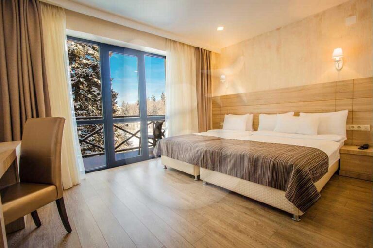 فندق-بي-ام-بلازا-4-نجوم-باكورياني-(5)