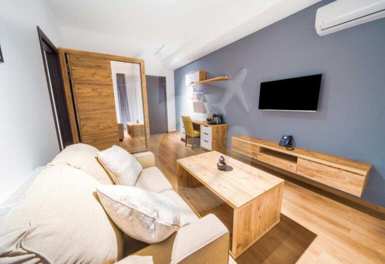 فندق-ريد-تبليسي-4-نجوم-(3)