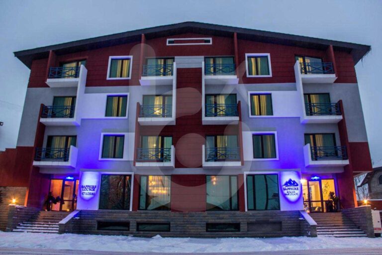 فندق-سافير-4-نجوم-باكورياني-(1)