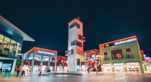 مرکز خرید ایست پوینت تفلیس تارگت تراول