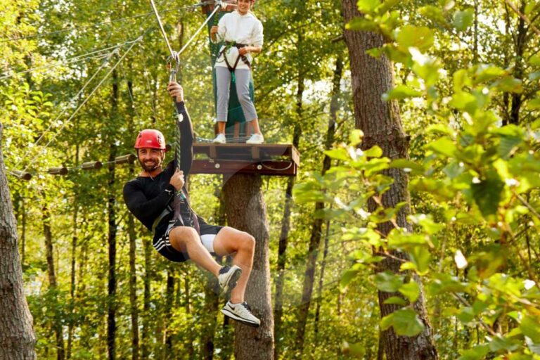 منتجع-بارجراف-5-نجوم-باتومي-(16)