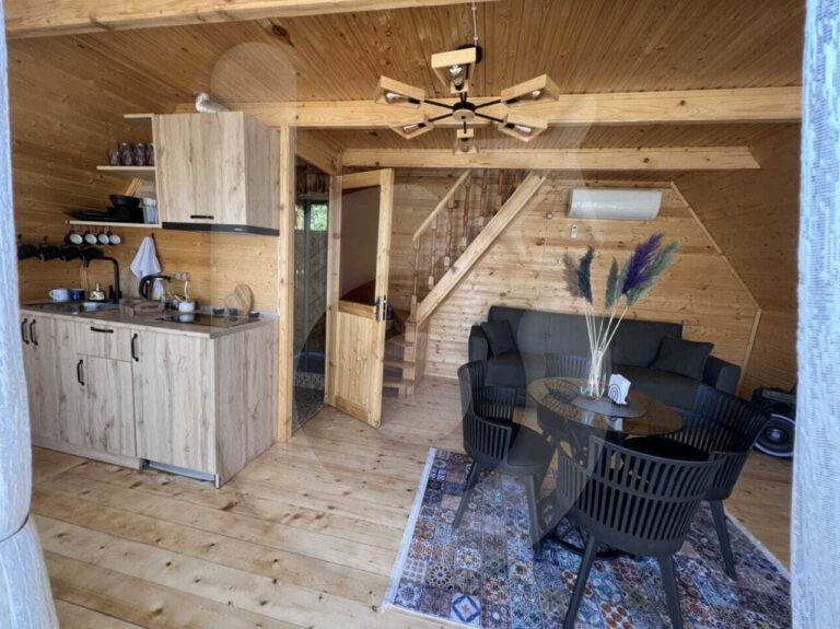 اكواخ-mountside-باتومي-(2)